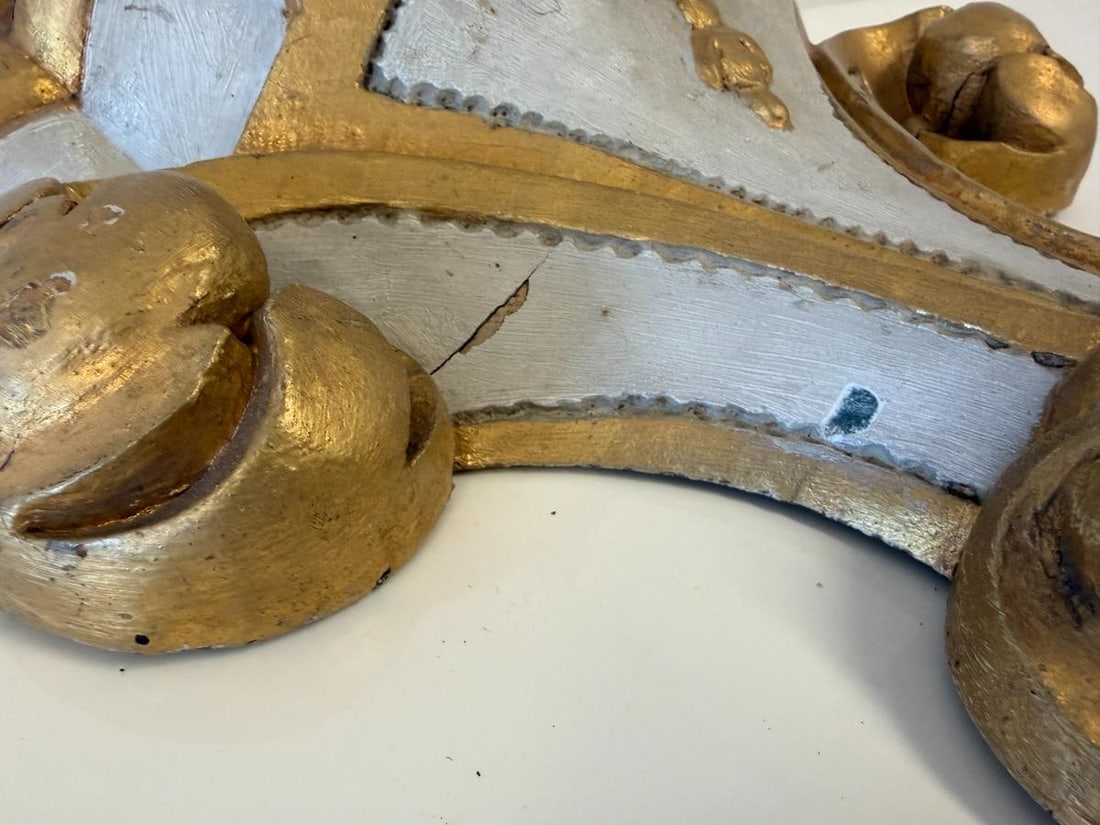 Antique Gilded Wall Bracket - 6