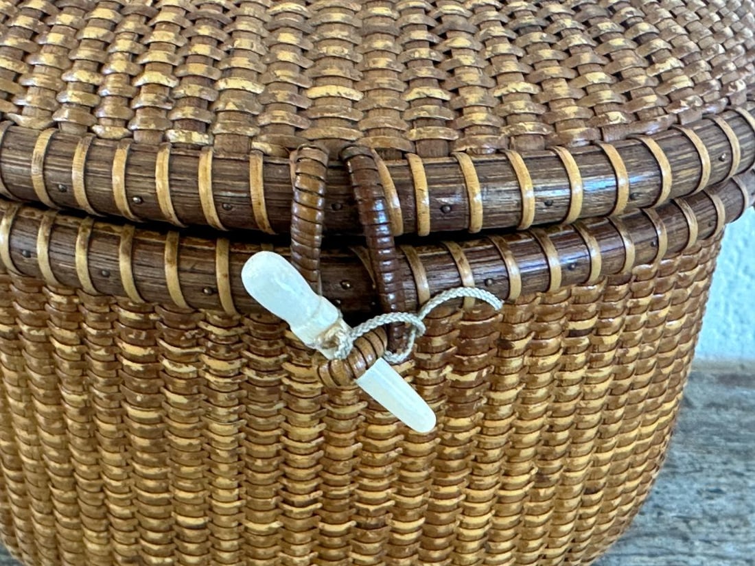 Nantucket Lightship Basket Purse - 4