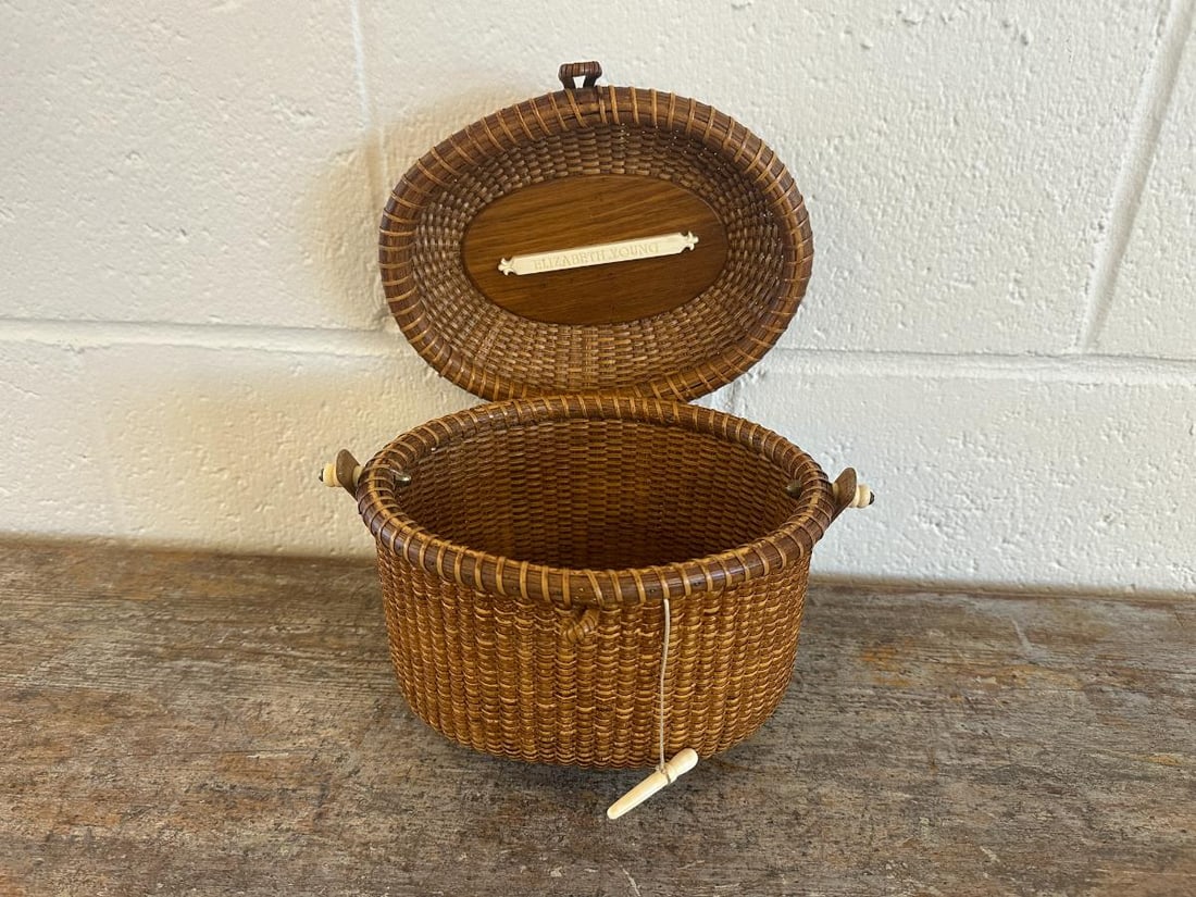 Nantucket Lightship Basket Purse - 5