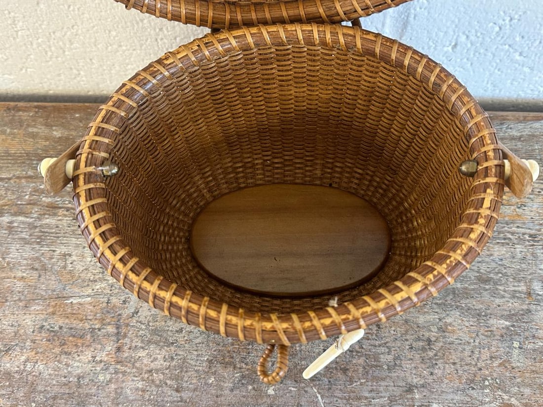 Nantucket Lightship Basket Purse - 7