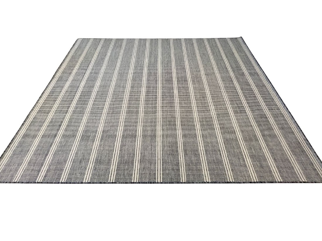 11 x 16 Annie Selke Malta Handwoven Wool Rug: 11 x 16 ft PLEASE READ BEFORE BIDDING: There are two scheduled pickup dates for this auction at our Stamford, CT warehouse: Friday, April 24th from 9:00 AM–12:00 PM and Friday, May 1st from 9:00 AM�