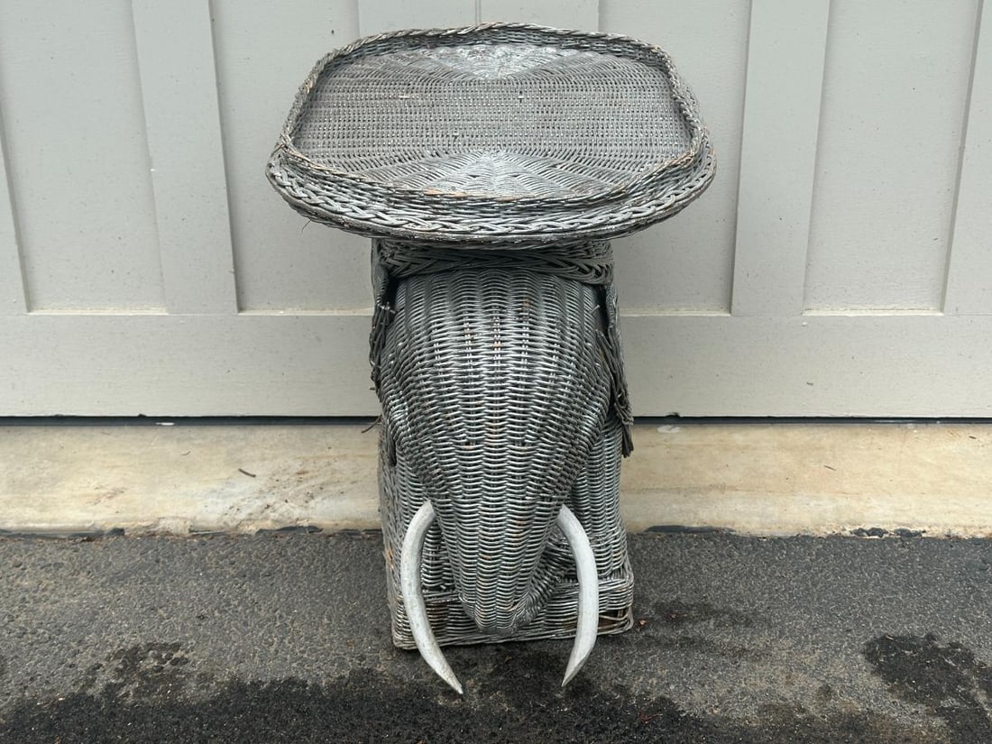 Vintage Wicker Elephant Side Table - 7