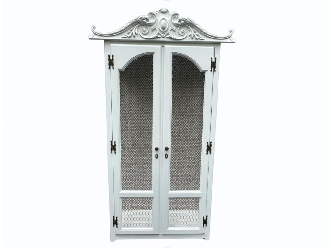 Vintage Cabinet with Sister Parish Lined Interior: 42in. w x 17in. d x 73in. h, cabinet is wired for light. PLEASE READ BEFORE BIDDING: There is only one scheduled pickup date for this auction on Friday, June 5th from 9am- 12pm at a private residence