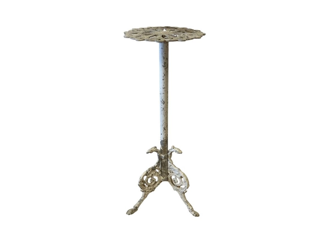 Victorian White Plant Stand: 14in diameter x 32.5 in h, top measures 11.25in