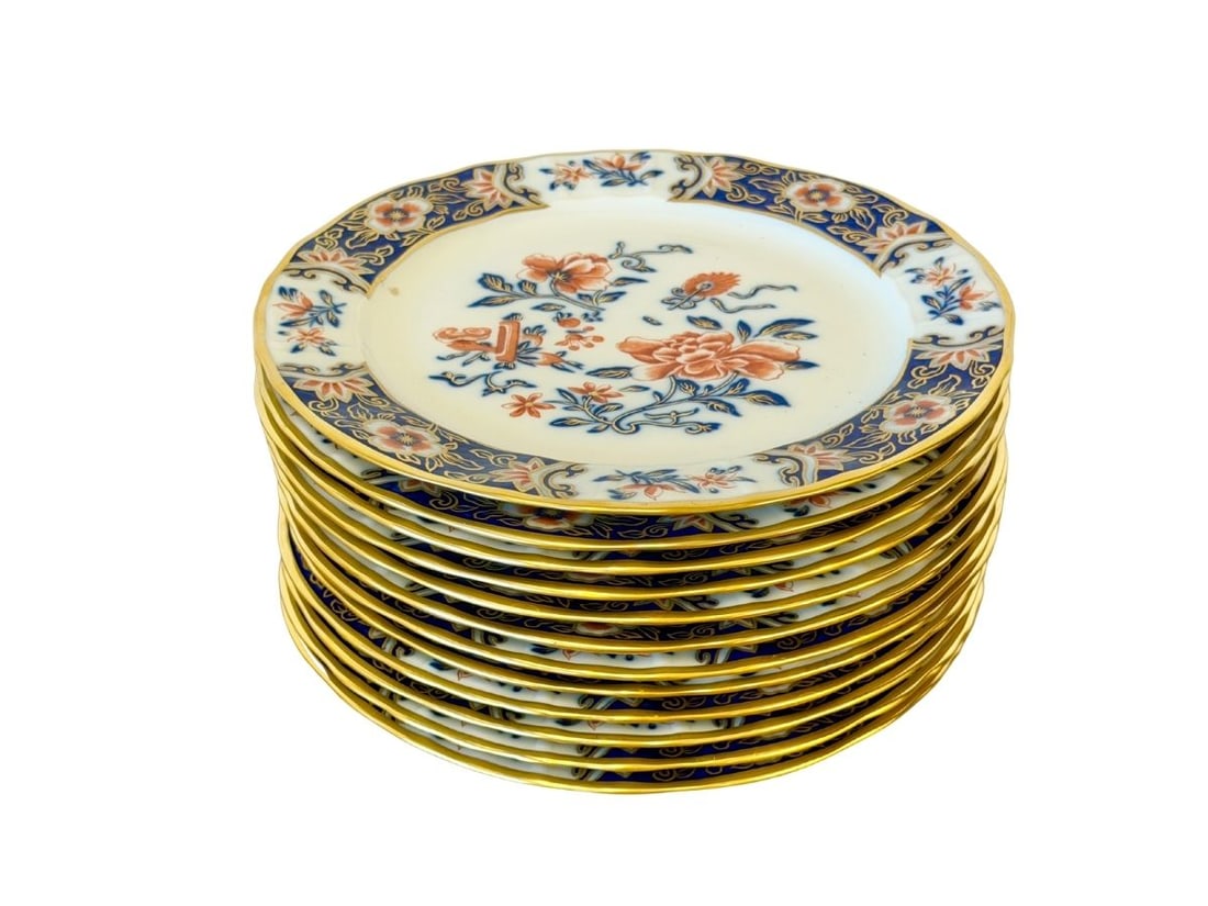Limoges Canton L. Bernardaud and Co. Dessert Plates, Set of 12: Features 24k gold rim, 12 plates, 8.5in diameter