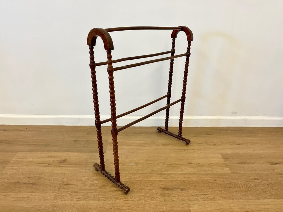 Bobbin Turned Quilt Rack - 5
