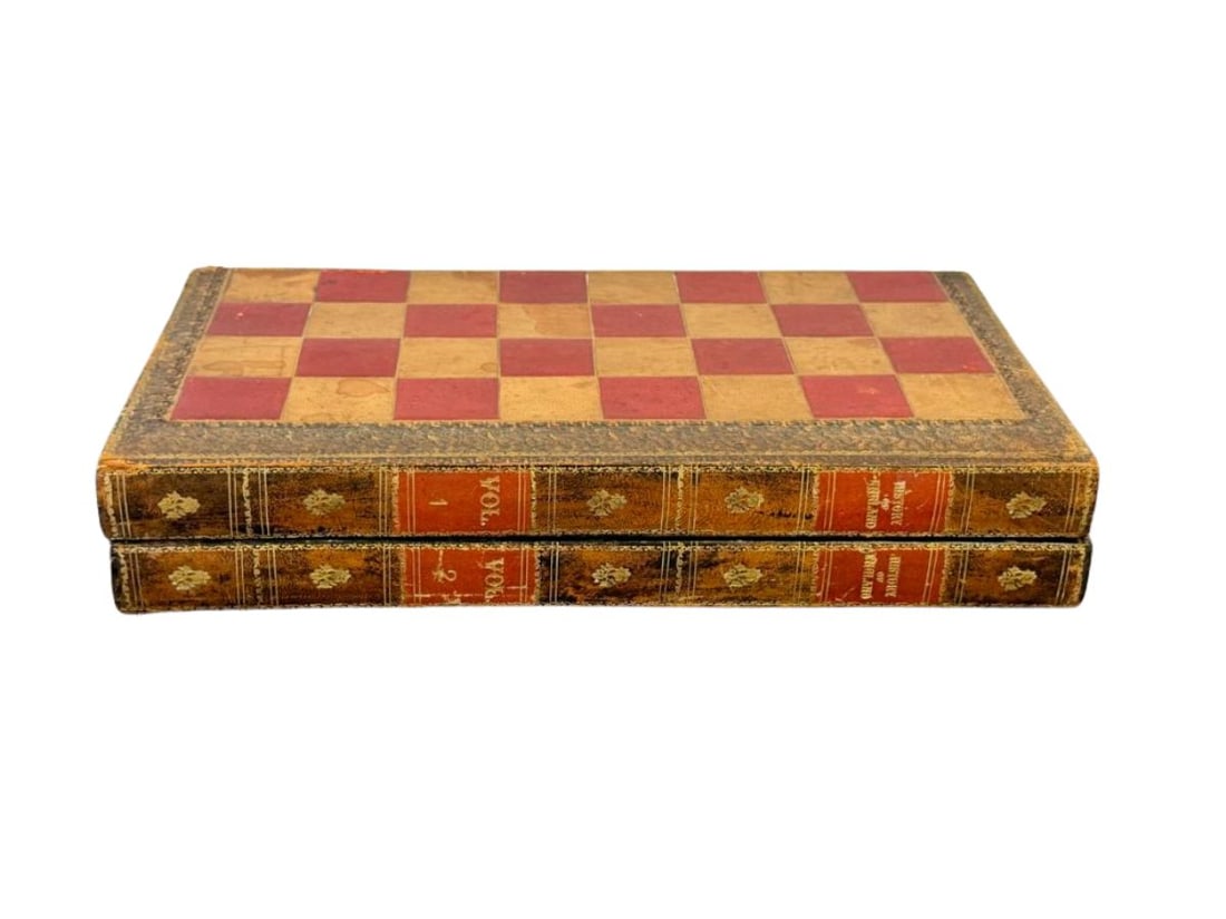 Late 19th Century English Folding Tooled Leather Backgammon Game Box (1 of 12)