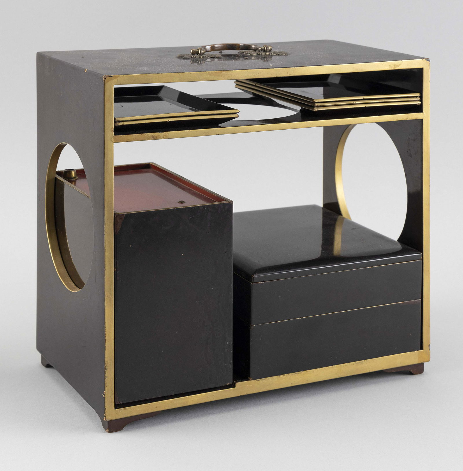 JAPANESE BROWN AND RED LACQUER PICNIC SET BENTO (SAGE (1 of 2)