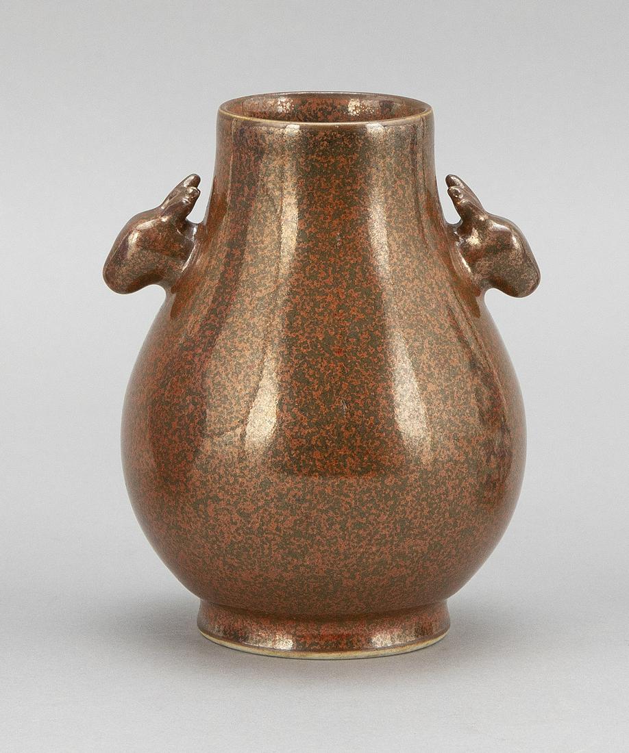 CHINESE MOTTLED RED METALLIC GLAZE PORCELAIN VASE Early (1 of 3)