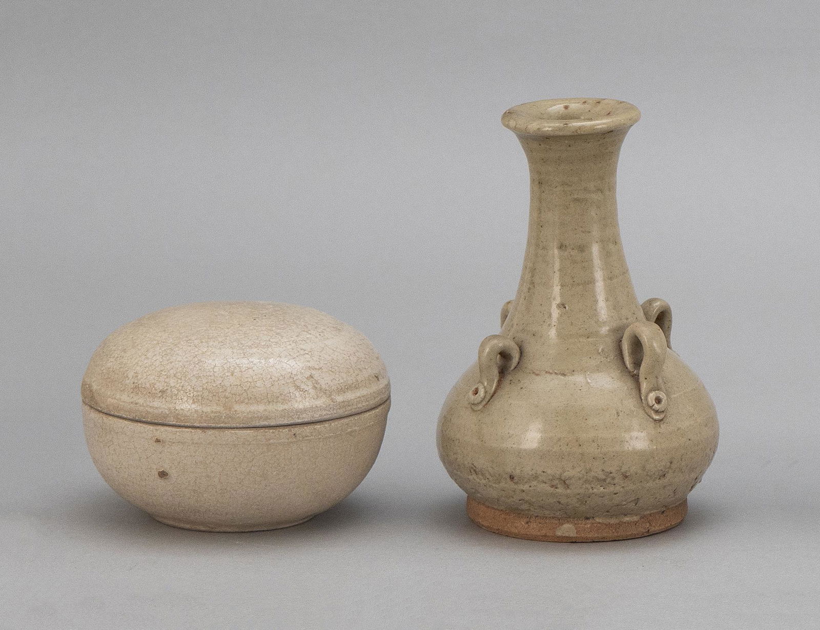 TWO PIECES OF CHINESE CREAM GLAZE POTTERY 19th/20th (1 of 2)