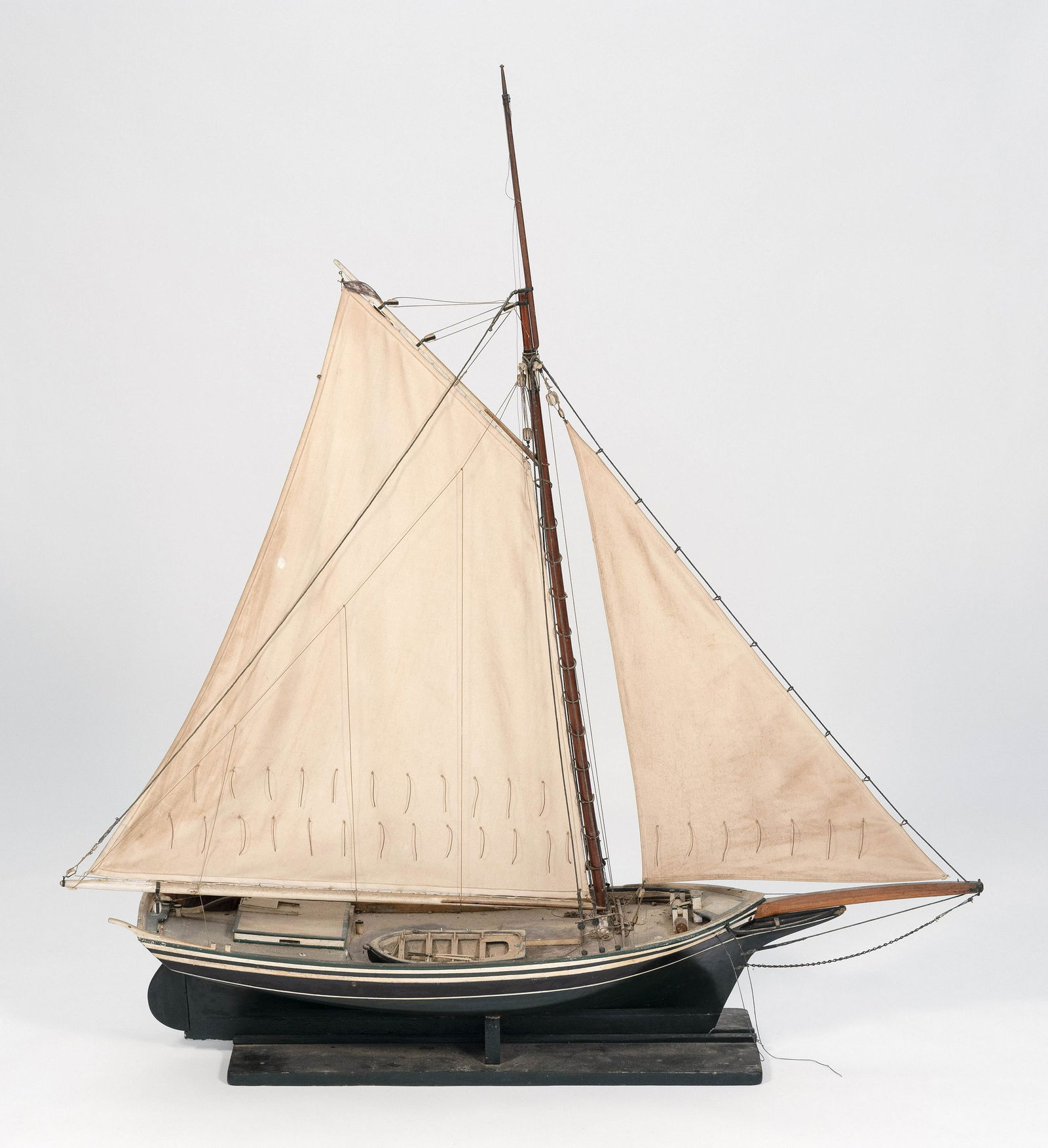 PRIMITIVE MODEL OF THE SCHOONER "FANNY FERN" OF QUINCY (1 of 2)