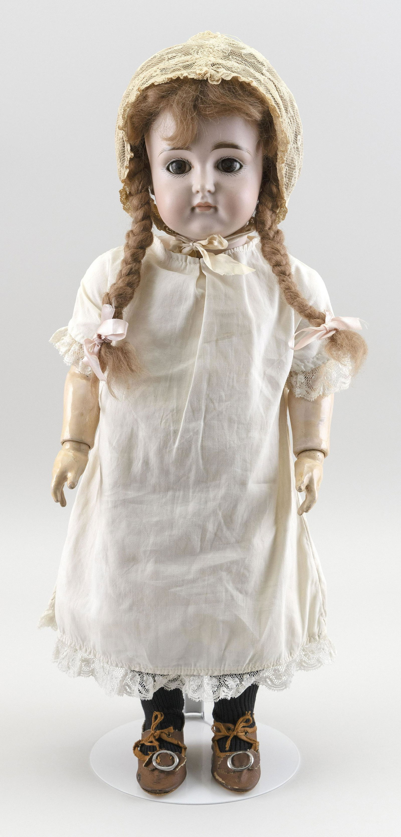 GERMAN BISQUE-HEAD DOLL (1 of 4)