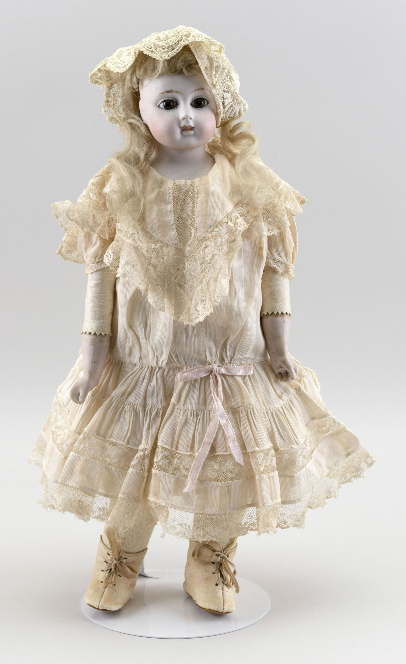 GERMAN BISQUE-HEAD DOLL (1 of 3)