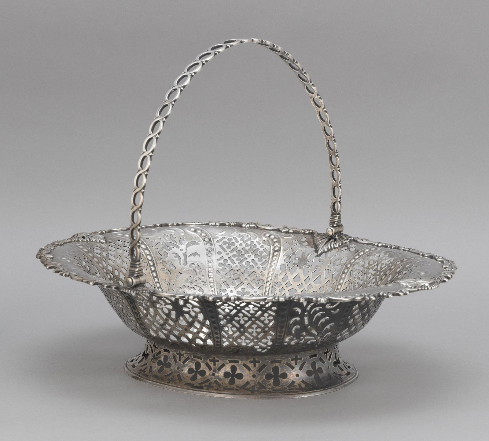 GEORGE III SCOTTISH STERLING SILVER CAKE BASKET (1 of 3)