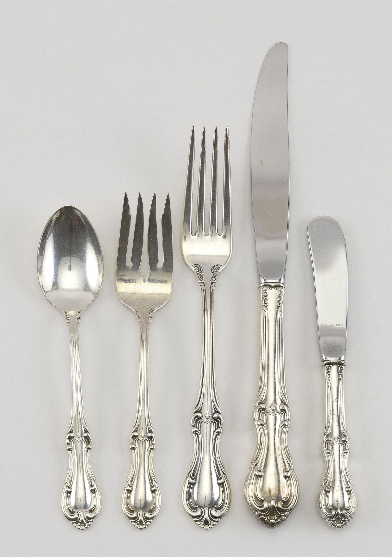 INTERNATIONAL "JOAN OF ARC" STERLING SILVER FLATWARE (1 of 1)