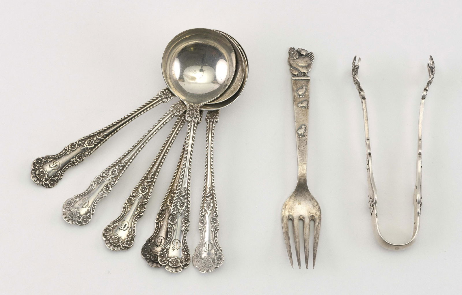 EIGHT PIECES OF STERLING SILVER FLATWARE 1) Cohr (1 of 1)