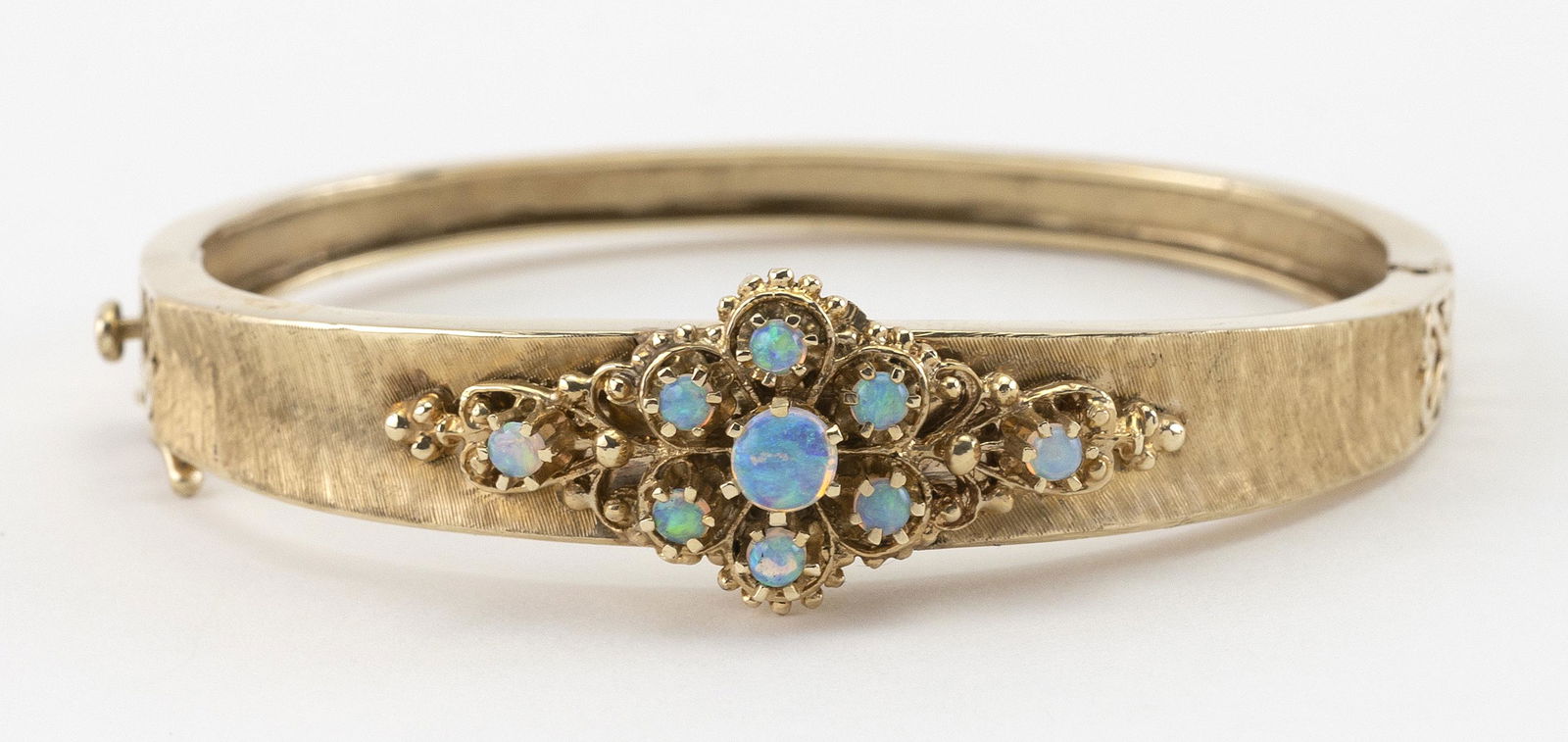 VINTAGE 14KT GOLD AND OPAL BANGLE BRACELET Set with (1 of 2)
