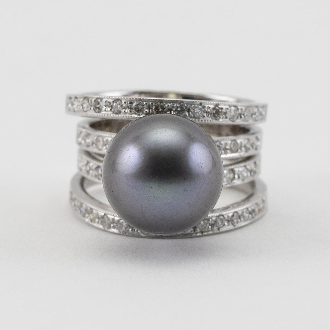 18KT WHITE GOLD, TAHITIAN GRAY PEARL AND DIAMOND RING (1 of 3)