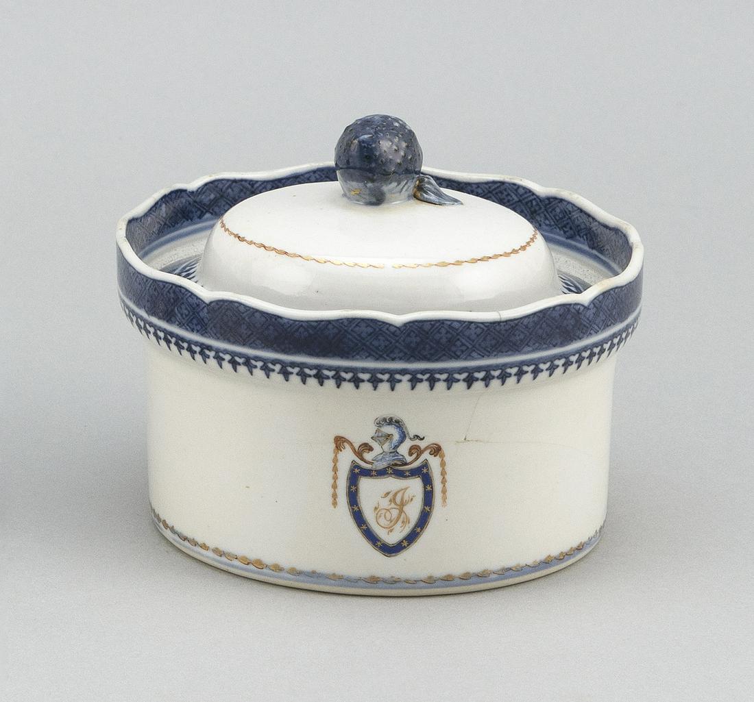 THOMAS JEFFERSON ARMORIAL CHINESE EXPORT PORCELAIN (1 of 2)