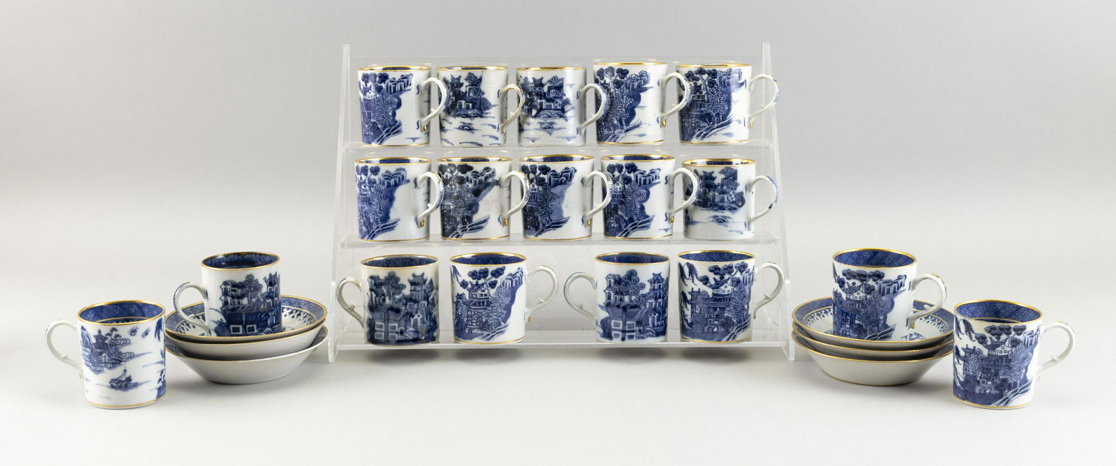 TWENTY-FOUR PIECES OF CHINESE EXPORT BLUE AND WHITE (1 of 1)