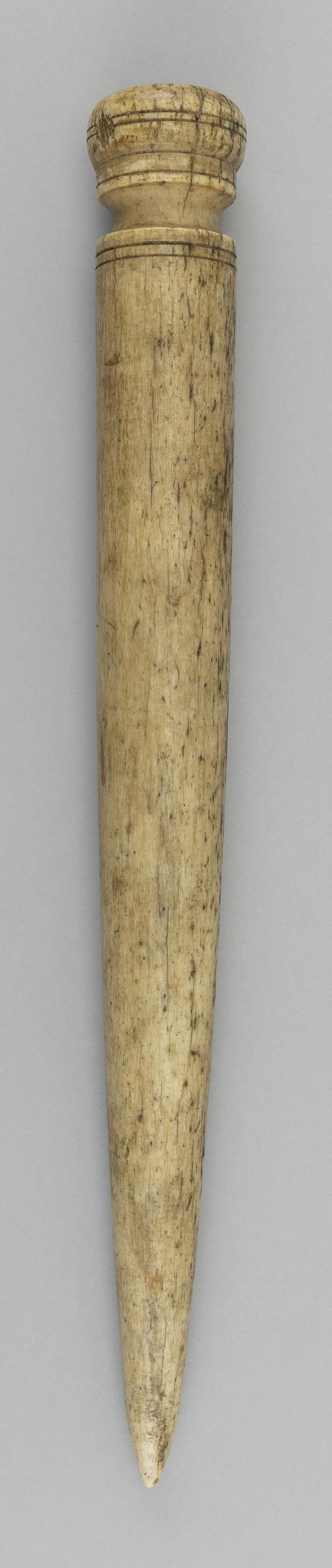WHALEBONE FID (1 of 2)