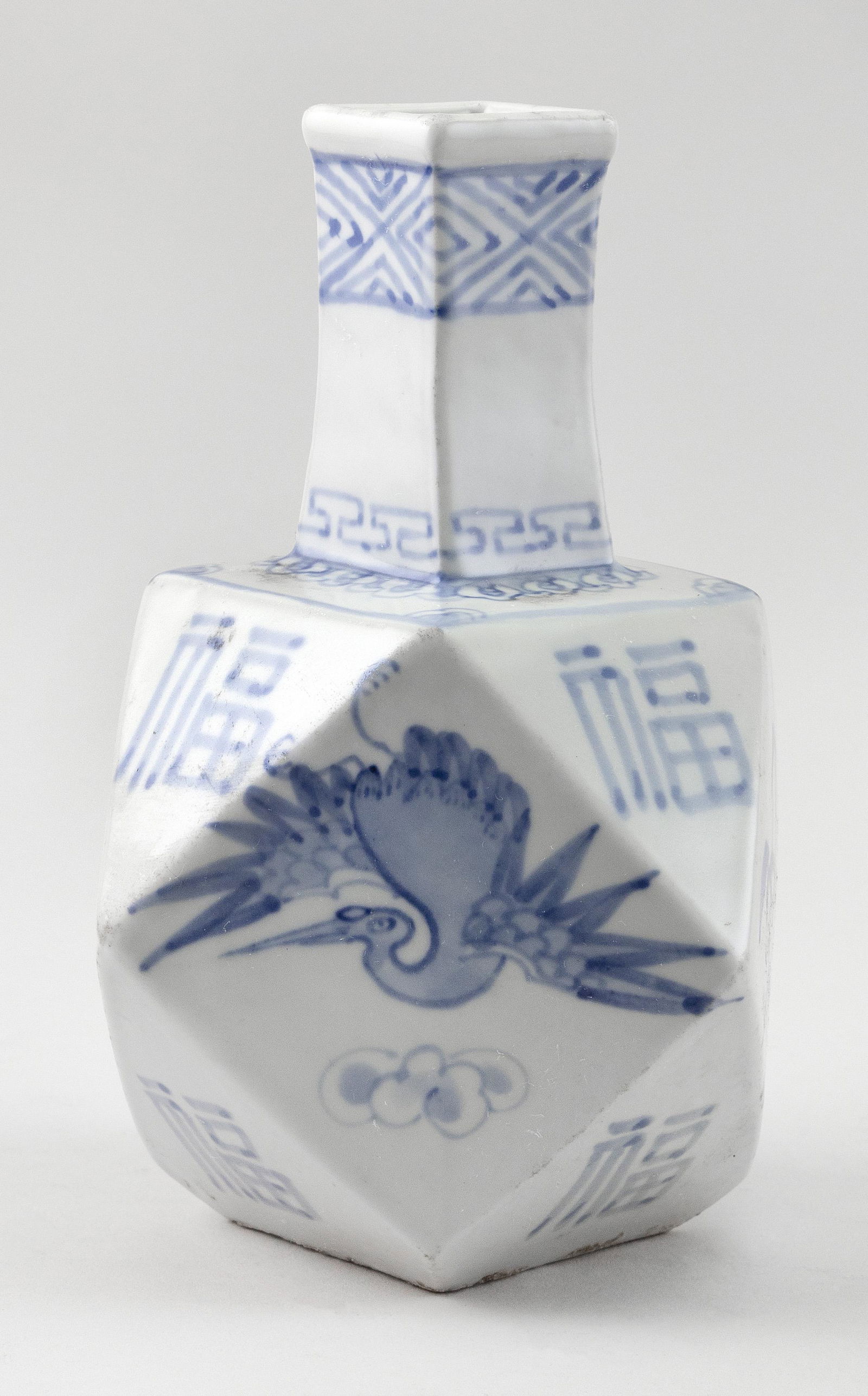 KOREAN BLUE AND WHITE PORCELAIN FACETED VASE 19th (1 of 5)