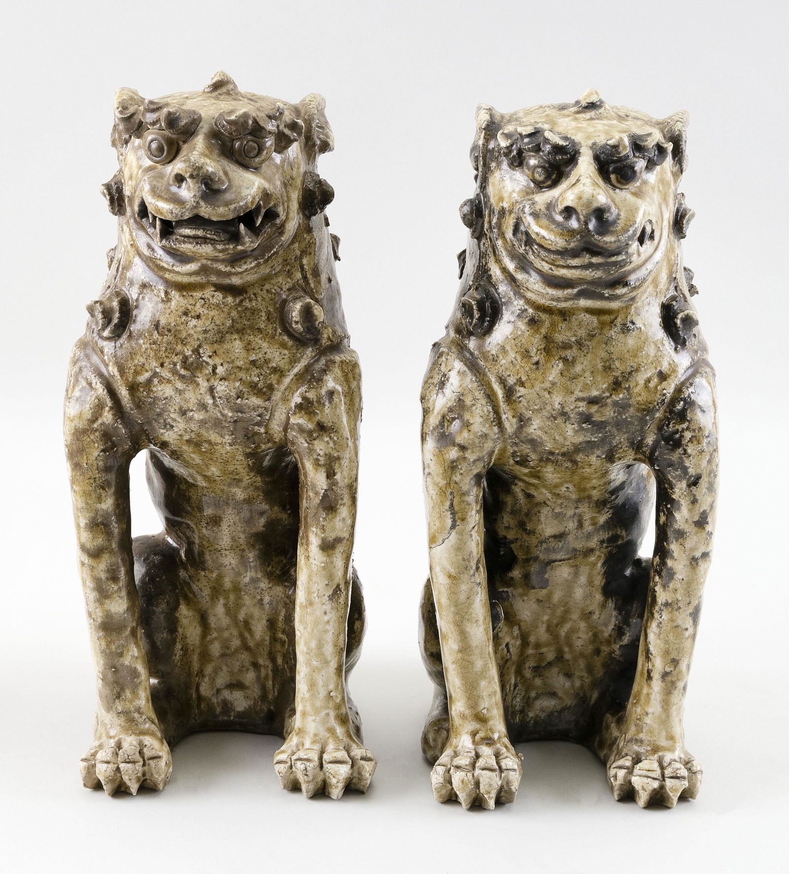 PAIR OF CHINESE GLAZED CERAMIC FOO LIONS 20th Century (1 of 2)