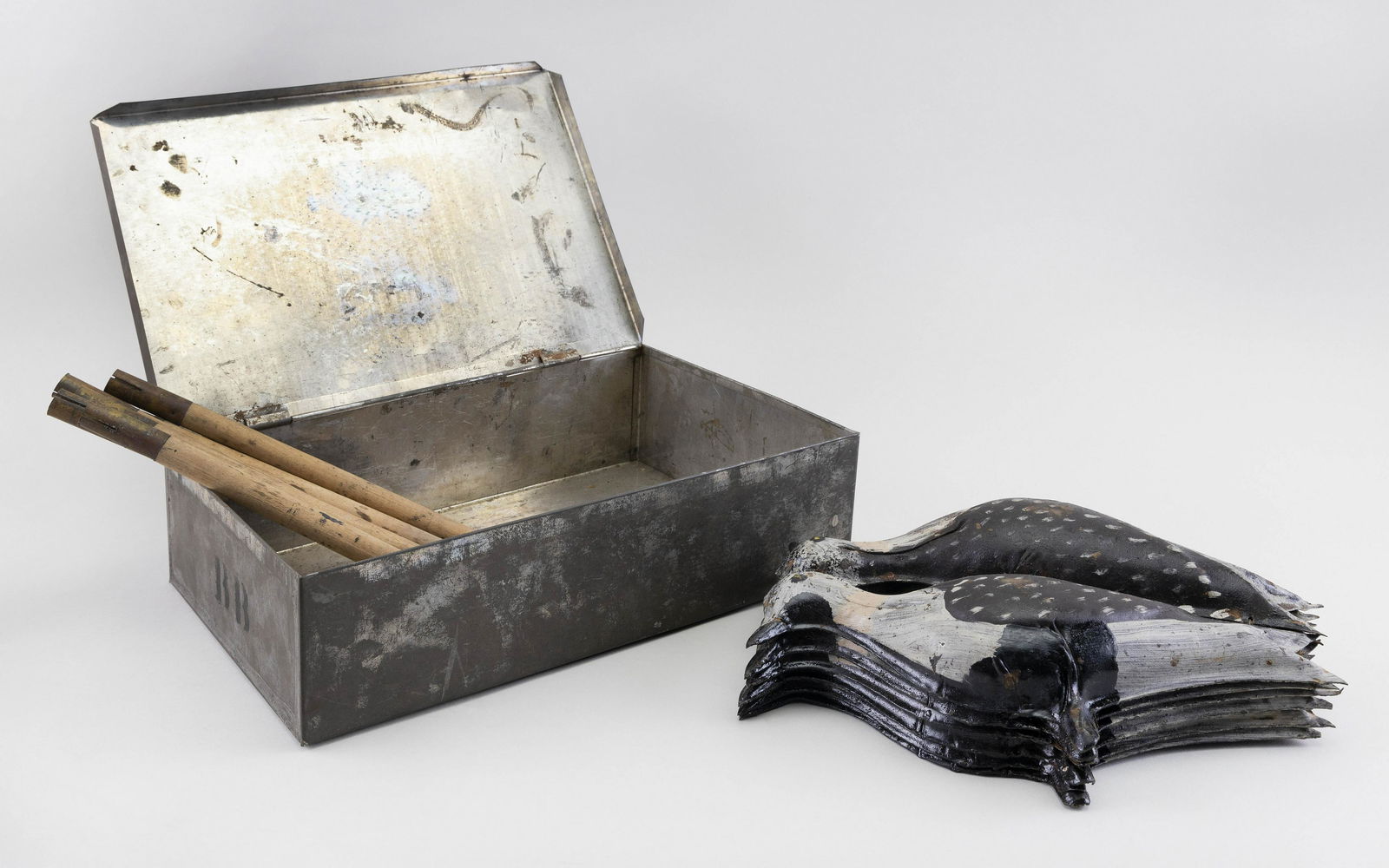 RIG OF SIX TIN LIFE-SIZE BLACK-BELLIED PLOVER FOLDING (1 of 1)