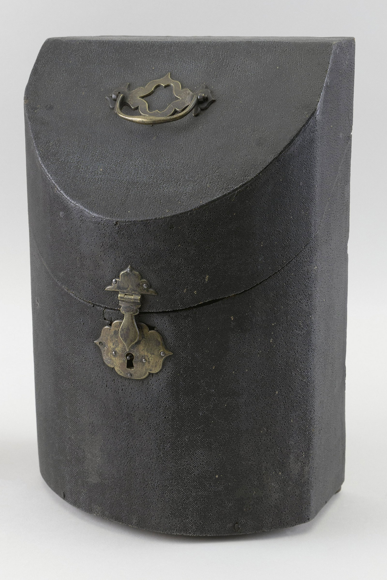 GEORGE III OFFICERS’ MESS KIT England, Circa 1770 (1 of 5)