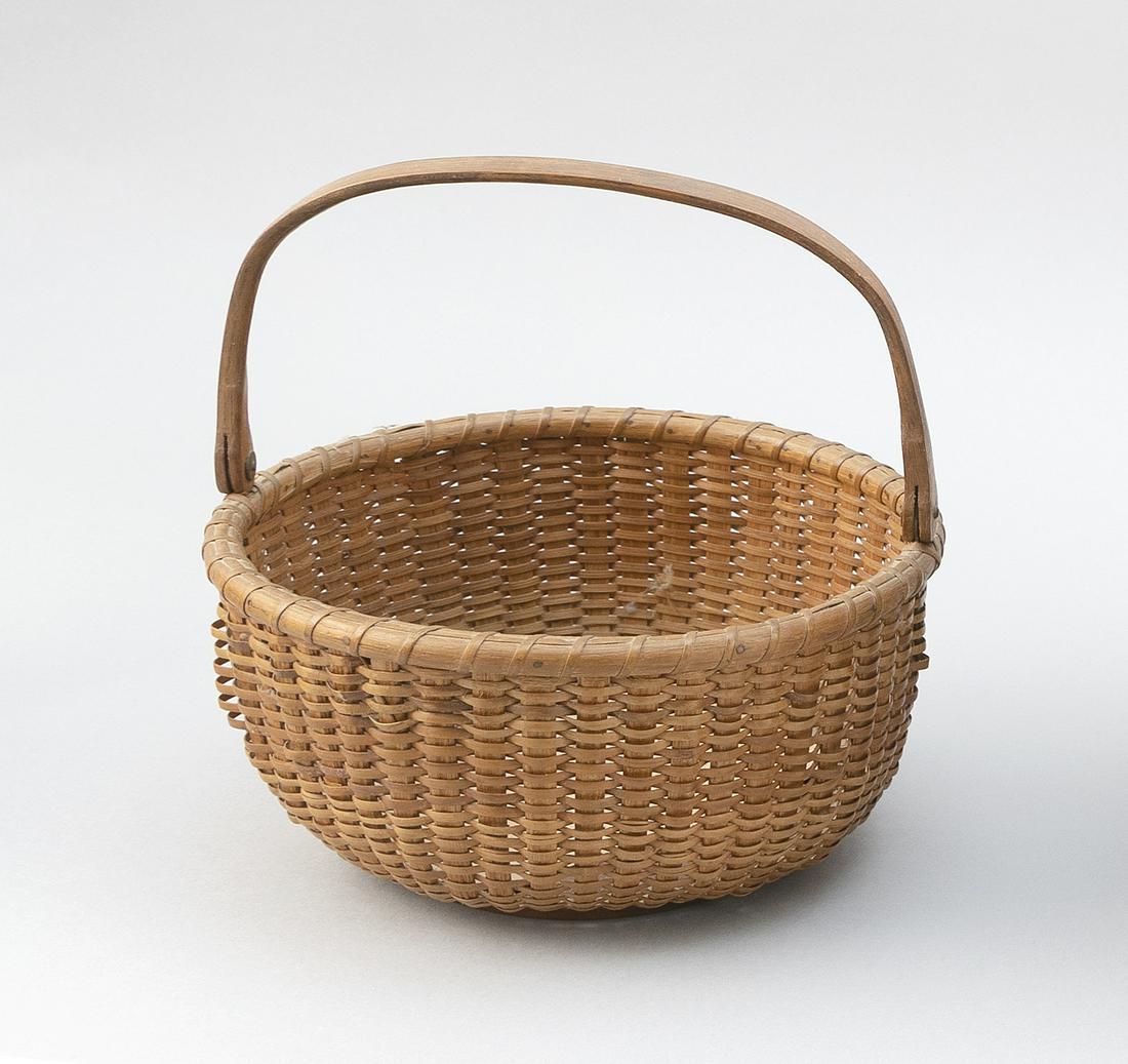 NANTUCKET BASKET BY SAMUEL COLMAN 19th Century Basket (1 of 3)