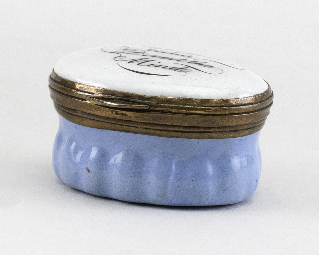 ENGLISH ENAMEL MOTTO BOX Circa 1800 Length 1.5”. (1 of 3)