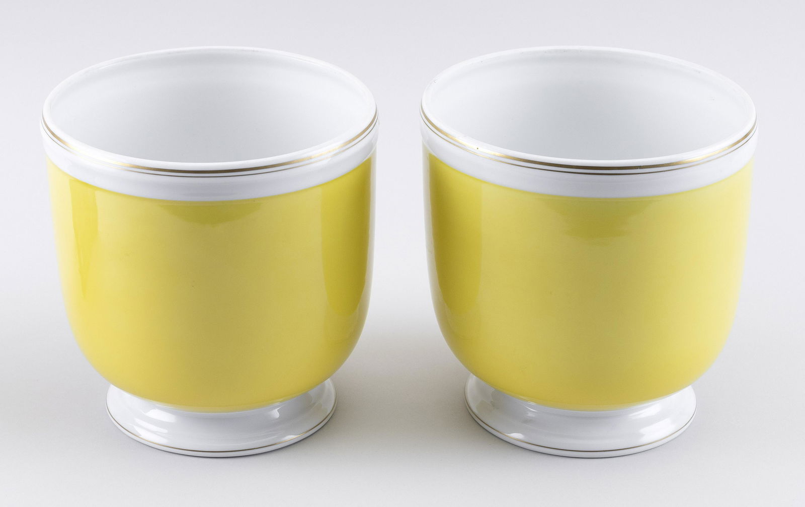 PAIR OF TIFFANY & CO. YELLOW POTTERY CACHEPOTS 20th (1 of 1)