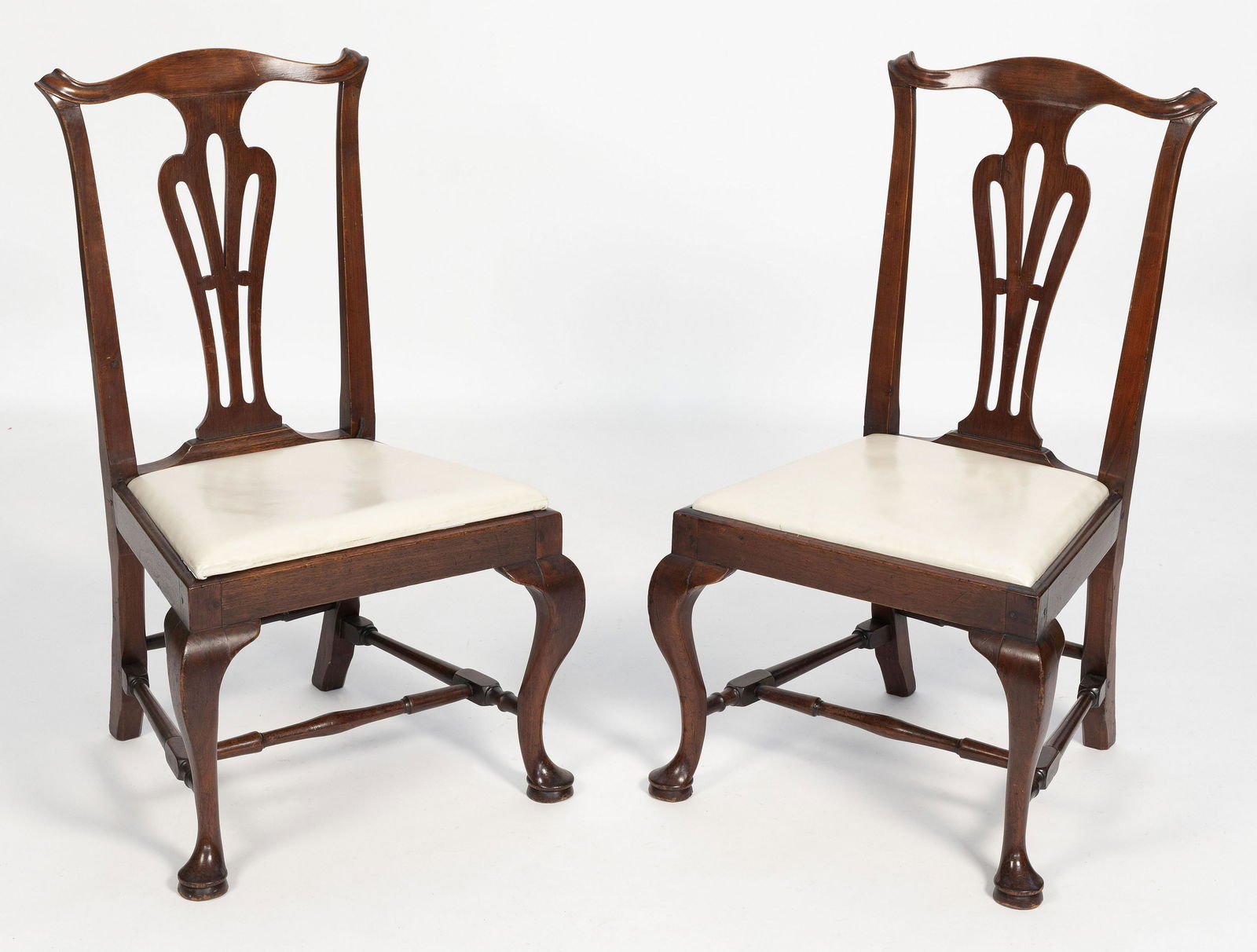 PAIR OF QUEEN ANNE TRANSITIONAL SIDE CHAIRS North Shore (1 of 1)