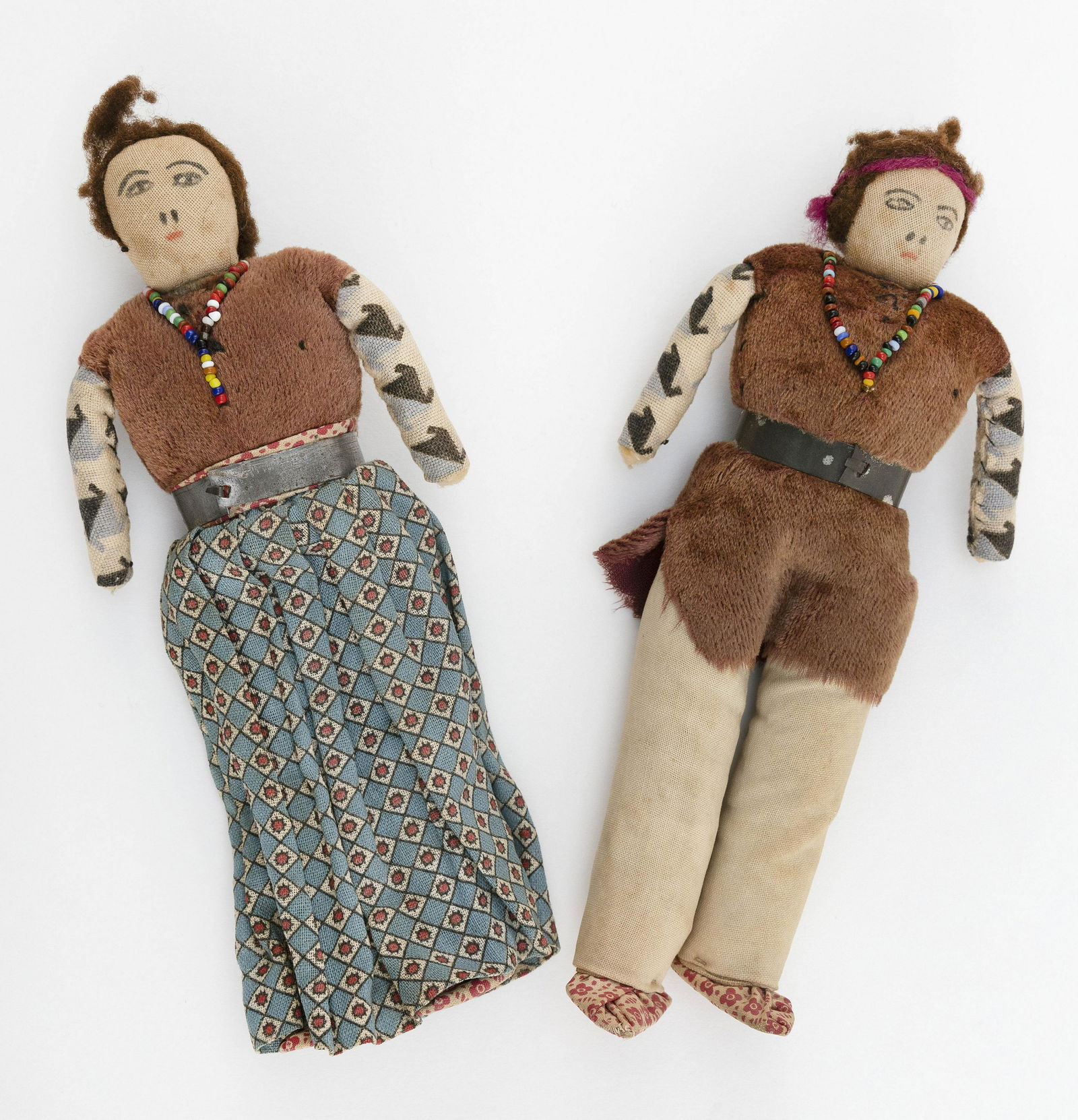 TWO NATIVE AMERICAN CLOTH DOLLS First Half of the 20th (1 of 2)