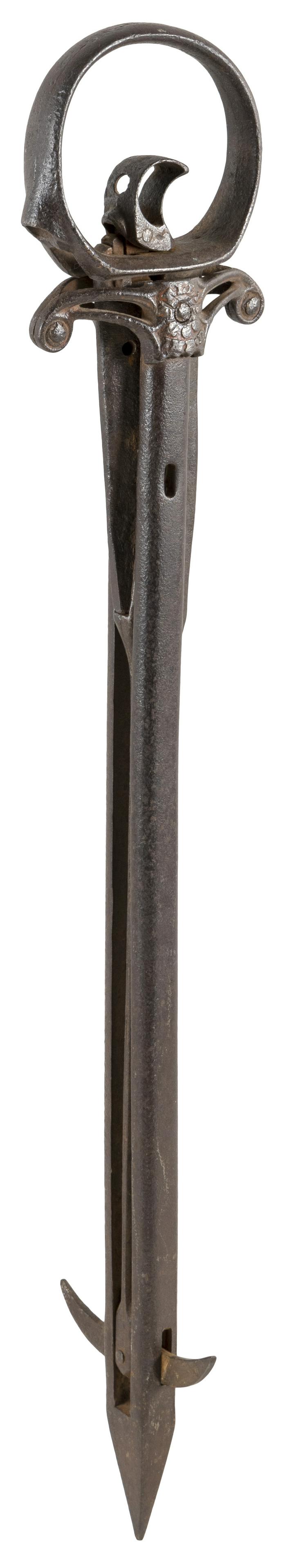 CAST IRON MECHANICAL SPEAR 19th Century Length 33.5".: CAST IRON MECHANICAL SPEAR 19th Century For obtaining bales of hay out of a loft. Length 33.5".