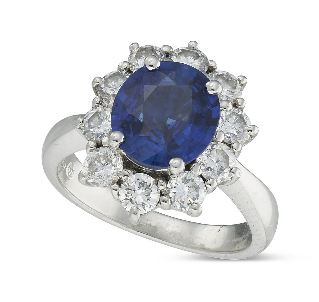 PLATINUM, SAPPHIRE AND DIAMOND RING Approx. 5.18 total dwt. (1 of 1)