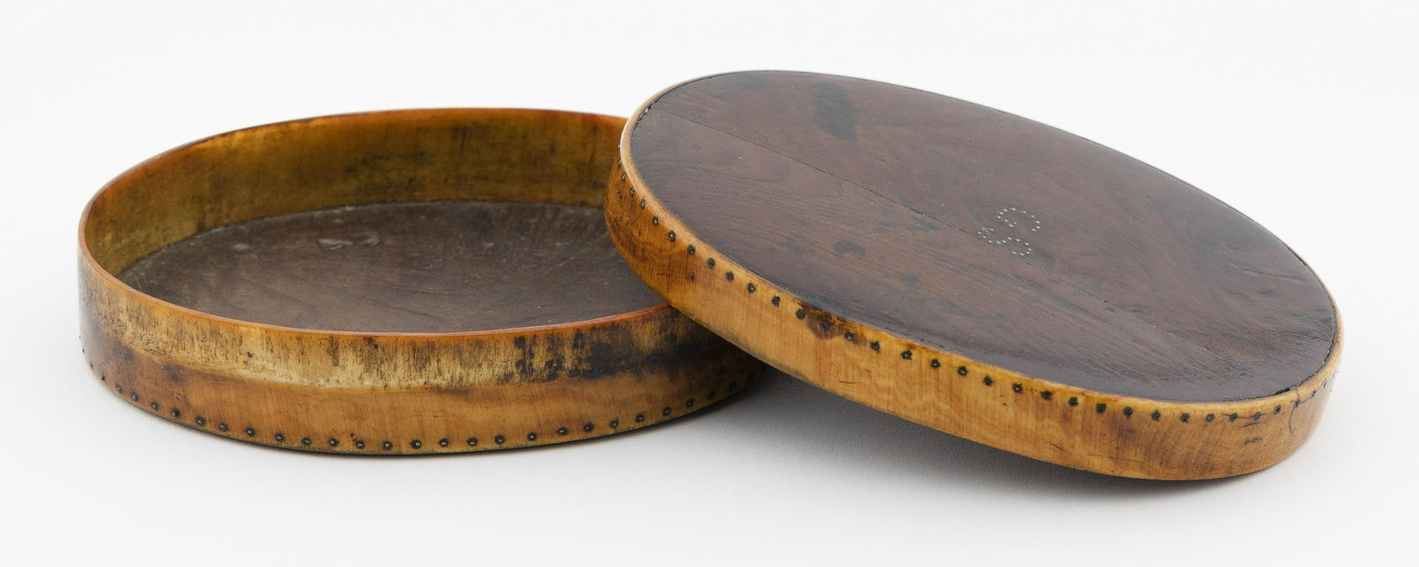 17TH CENTURY ENGLISH CEDAR AND HORN SNUFF BOX Circa 1680 Length 4.25”. (1 of 3)