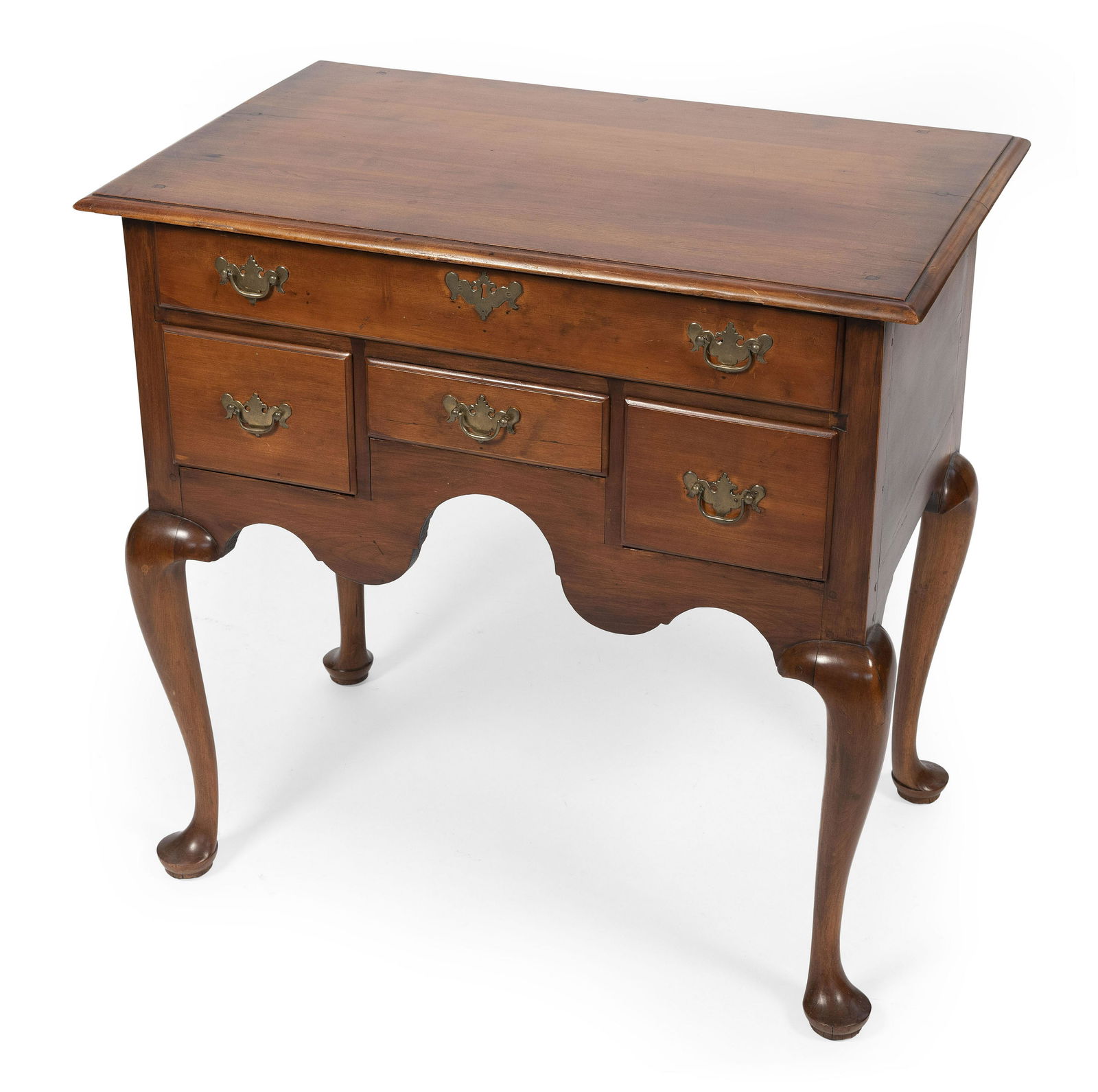 QUEEN ANNE DRESSING TABLE Mid-18th Century Height 32”. Width 33”. Depth 21”. (1 of 3)