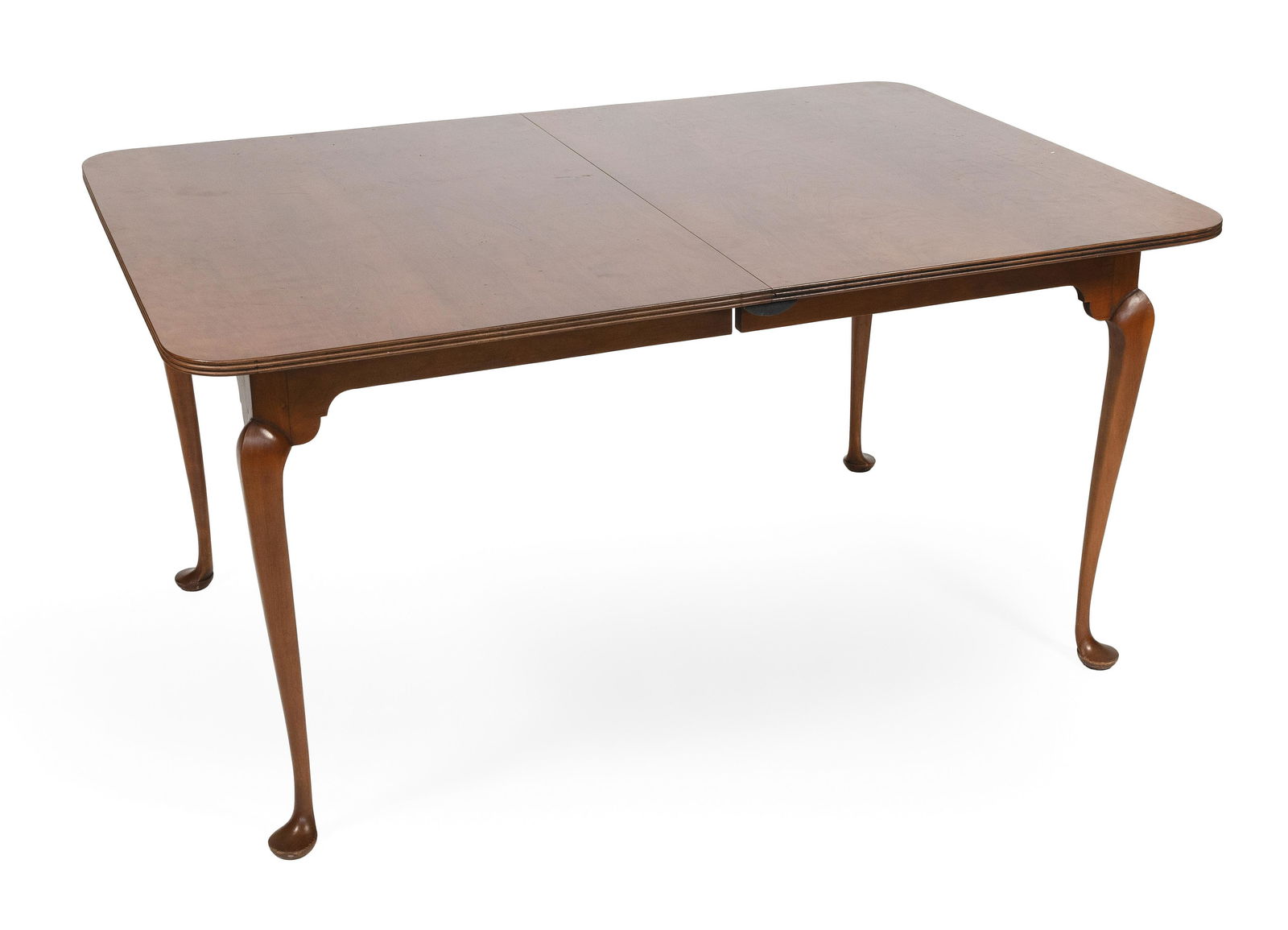 ELDRED WHEELER QUEEN ANNE-STYLE DINING TABLE Massachusetts, 20th Century Height 29.5”. Length (1 of 3)