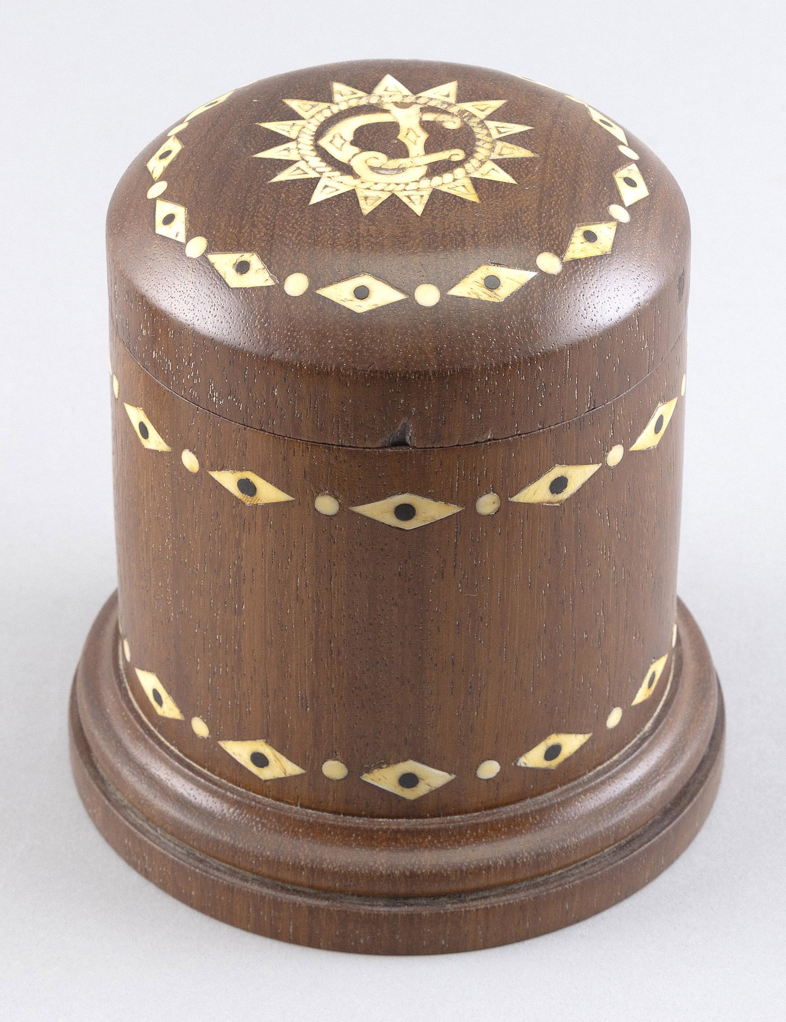 INLAID TEAK COVERED JAR, POSSIBLY A HUMIDOR Late 19th Century Height 6.5”. Base diameter (1 of 2)