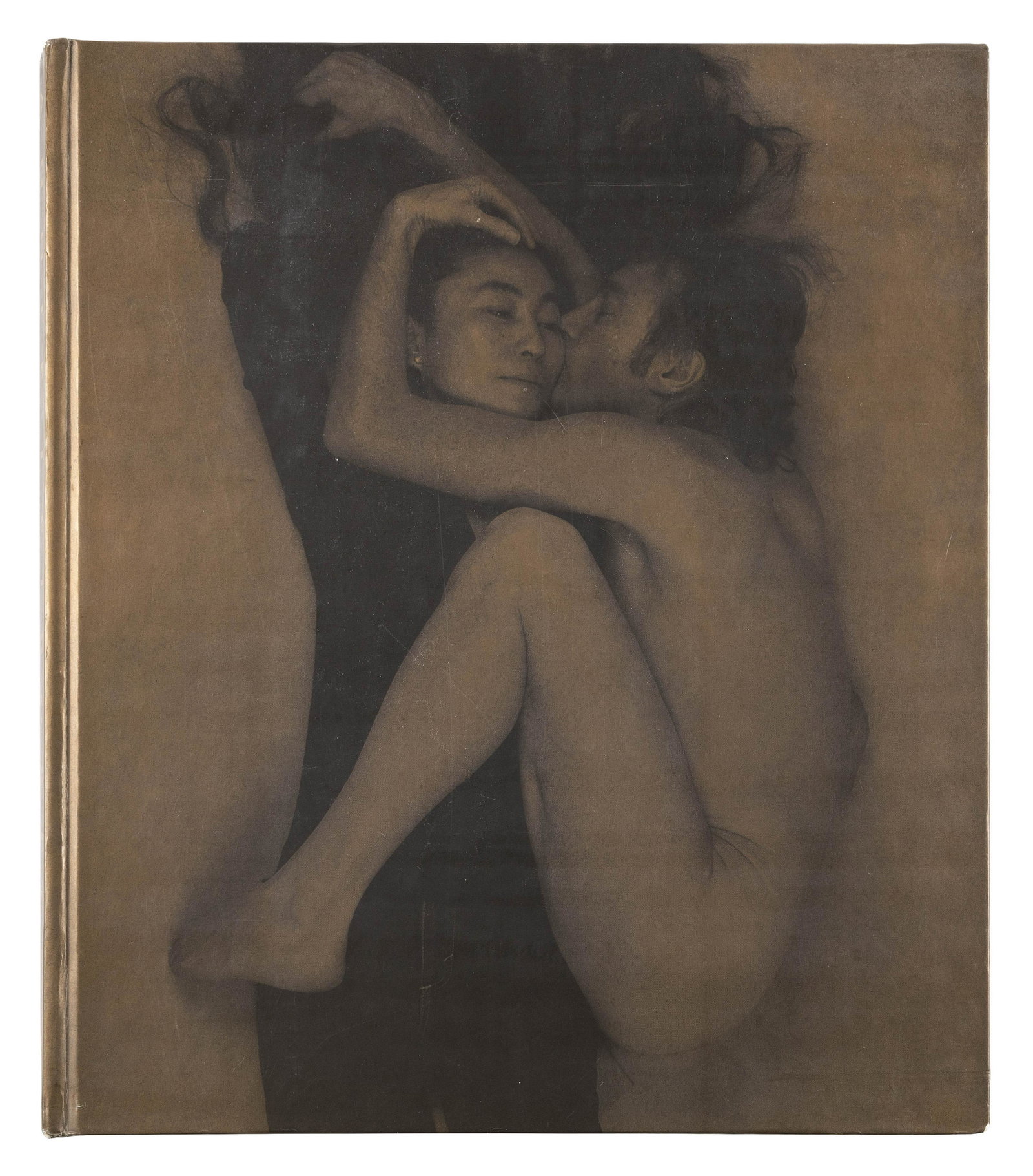 BOOK "PHOTOGRAPHS: ANNIE LEIBOVITZ, 1970-1990": BOOK "PHOTOGRAPHS: ANNIE LEIBOVITZ, 1970-1990" N.Y.: Harper Collins, 1991. First edition, one of 326 copies signed by Leibovitz. Illustrated with reproductions of Leibovitz's celebrity subjects. Folio