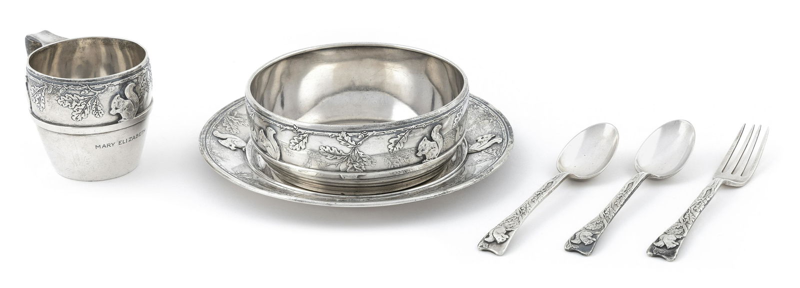 RARE TIFFANY & CO. STERLING SILVER BABY SET New York, Circa 1930 Approx. 28.4 troy oz. weighable (1 of 4)