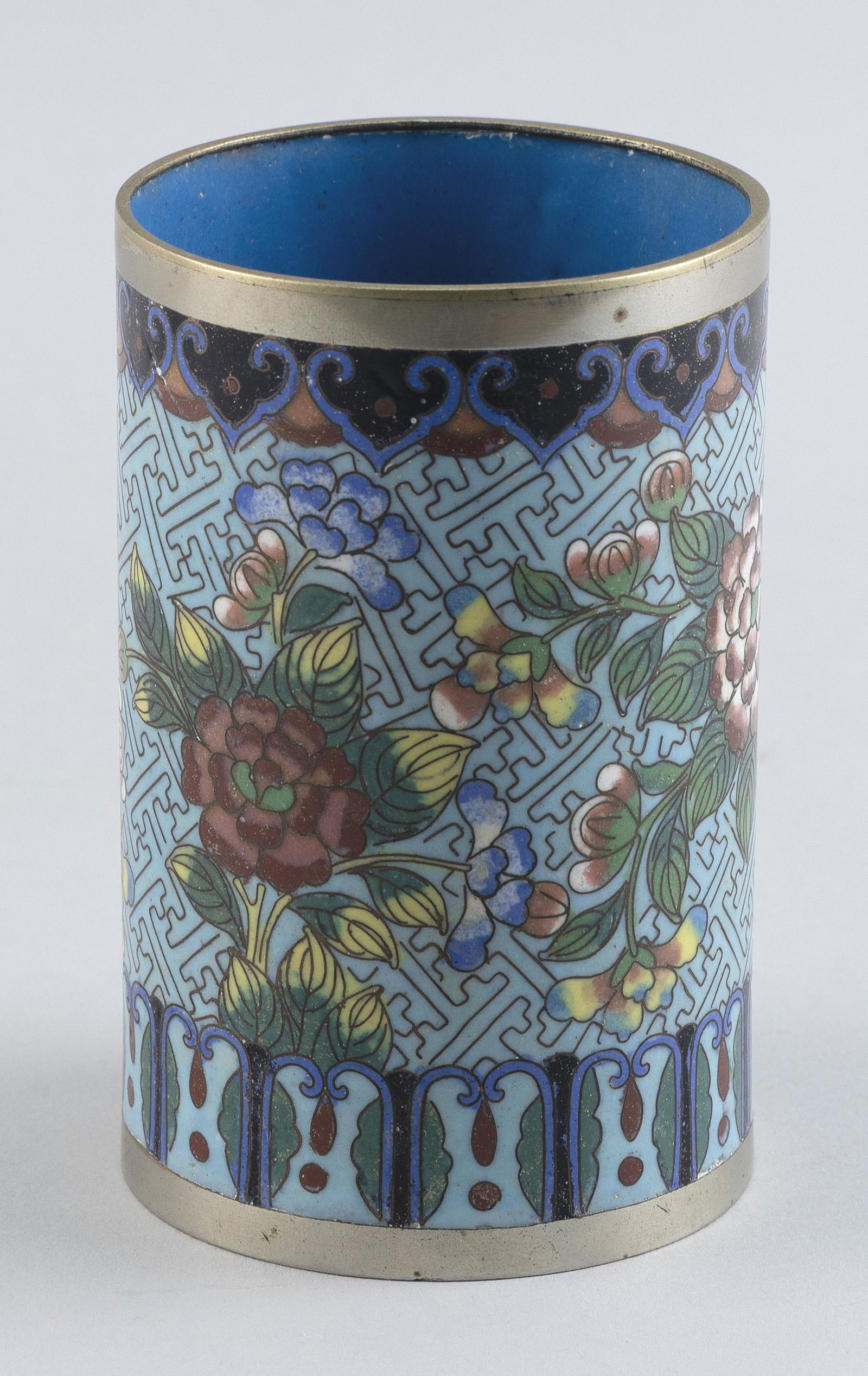 CHINESE CLOISONNÉ-ON-PAKTONG ENAMEL BRUSH POT 19th Century Height 4.5". (1 of 2)