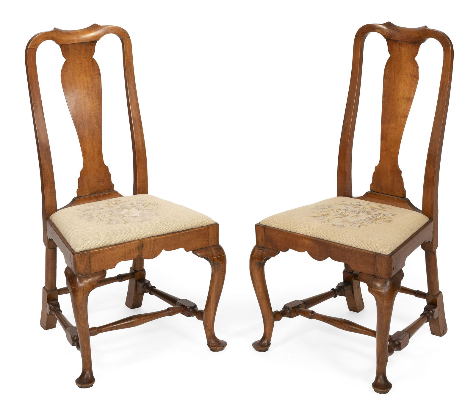 PAIR OF QUEEN ANNE SIDE CHAIRS Connecticut, Mid-18th Century Back heights 41.5”. Seat heights (1 of 2)