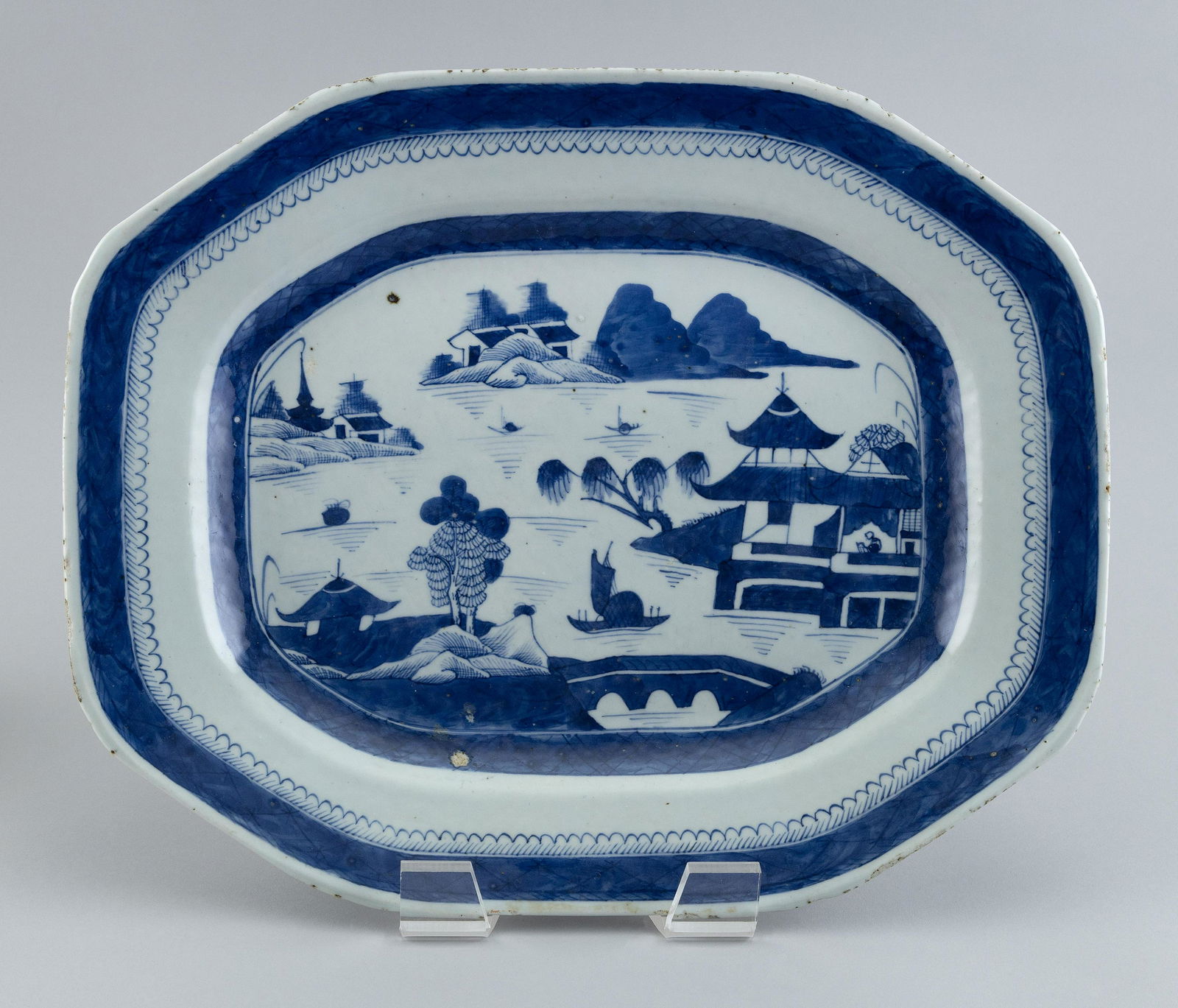 CHINESE EXPORT BLUE AND WHITE CANTON PORCELAIN OCTAGONAL PLATTER 19th Century Length 16”. (1 of 2)