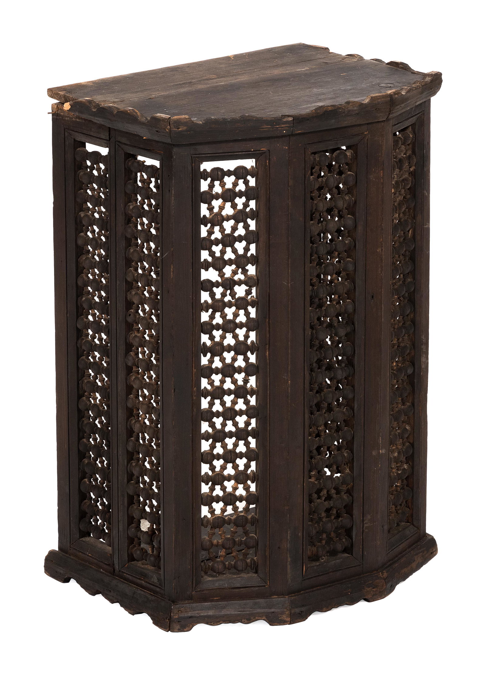 MOORISH MASHRABIYA ARCHITECTURAL ELEMENT Egypt Height 20”. Width 14”. Depth 11”.: MOORISH MASHRABIYA ARCHITECTURAL ELEMENT Egypt Bowed multi-paneled window bay. Dark finish. Height 20”. Width 14”. Depth 11”.