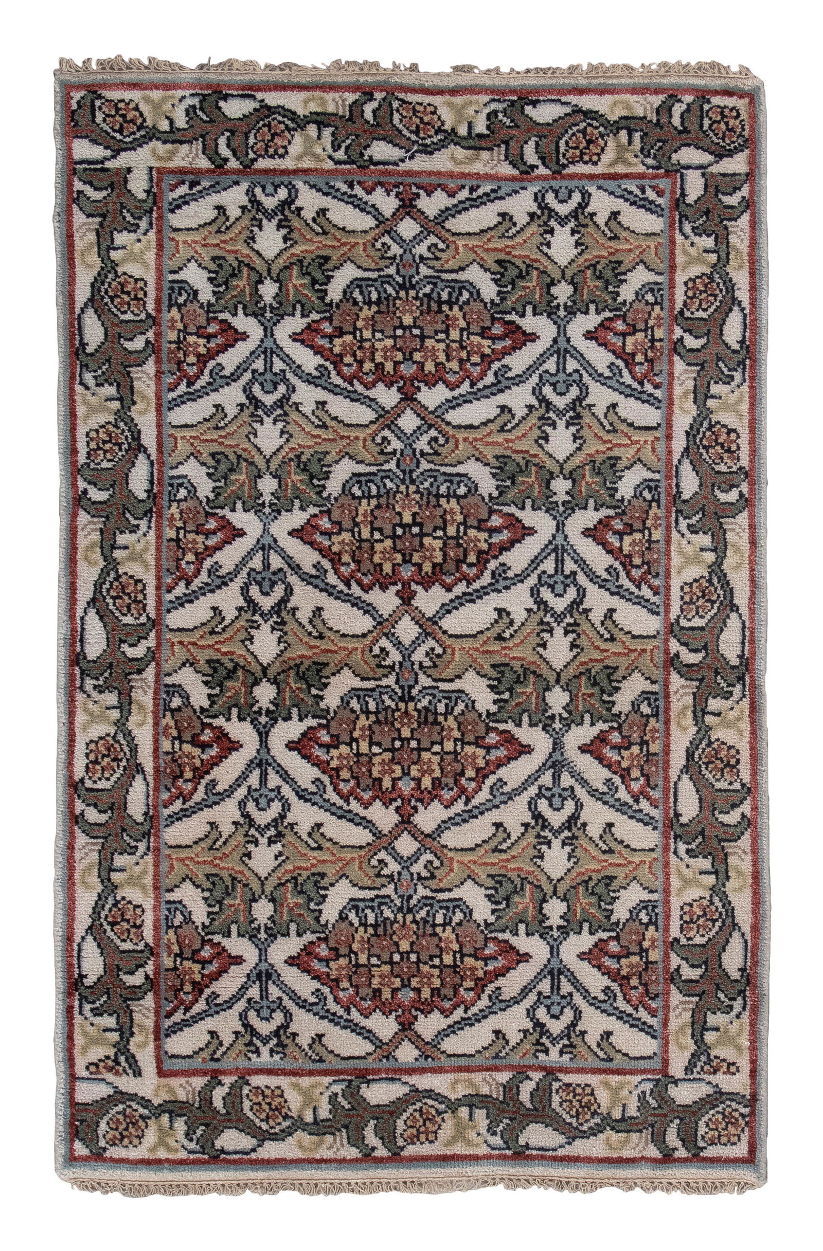 WILLIAM MORRIS DESIGN RUG: 4’0” X 6’0” Early 21st Century (1 of 2)