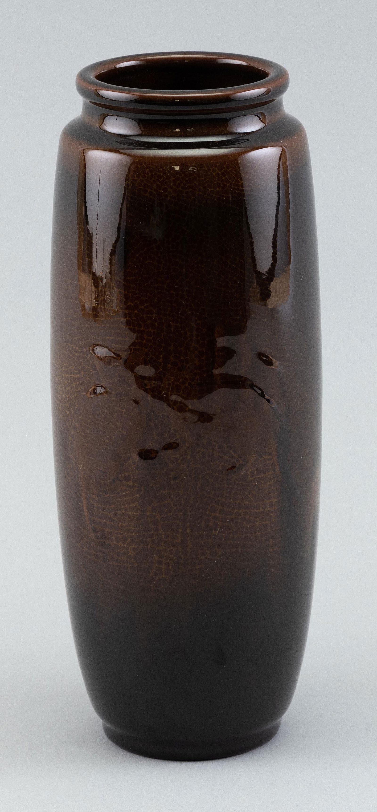 ROOKWOOD BROWN GLAZE POTTERY VASE Early 20th Century Height 8.5". (1 of 2)