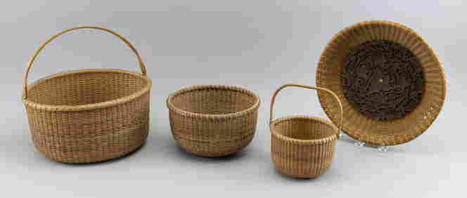 FOUR NANTUCKET AND NANTUCKET-STYLE BASKETS Contemporary Heights to 6&#8221;. Diameters to 12&#8221;. (1 of 2)