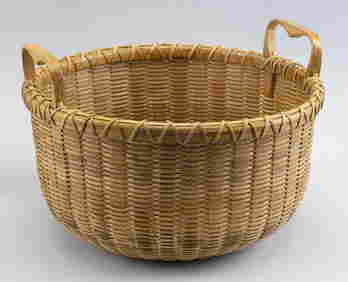 ARTHUR MARTIN NANTUCKET BASKET Dated 1993 Height 8.5&#8221;. Diameter 12.5&#8221;. (1 of 3)